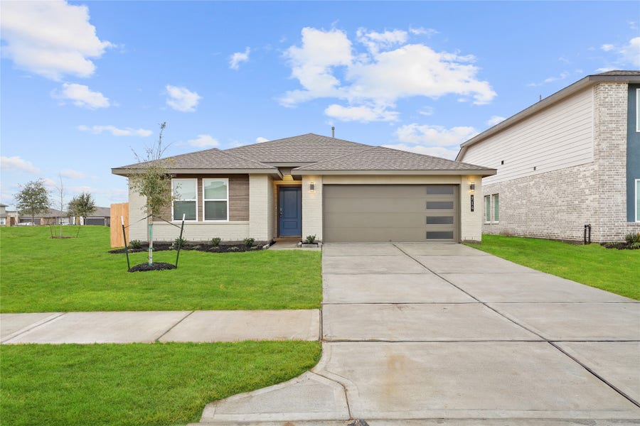 Property photo for 714 Boer Plains Drive, Rosharon, TX
