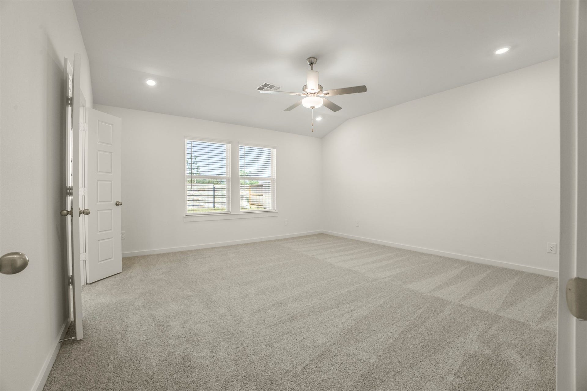 3126 Emerald Hills Drive, Angleton, TX 77515 3126 Emerald Hills Drive, Angleton, TX 77515