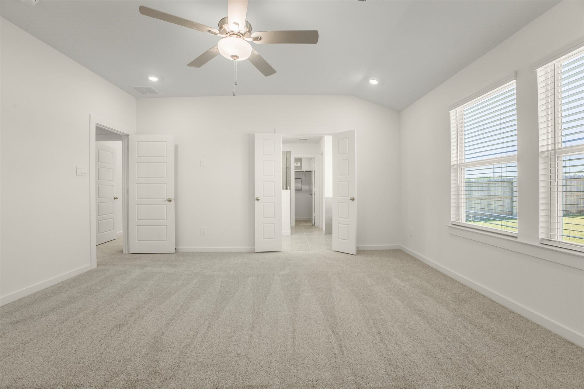 3126 Emerald Hills Drive, Angleton, TX 77515 3126 Emerald Hills Drive, Angleton, TX 77515