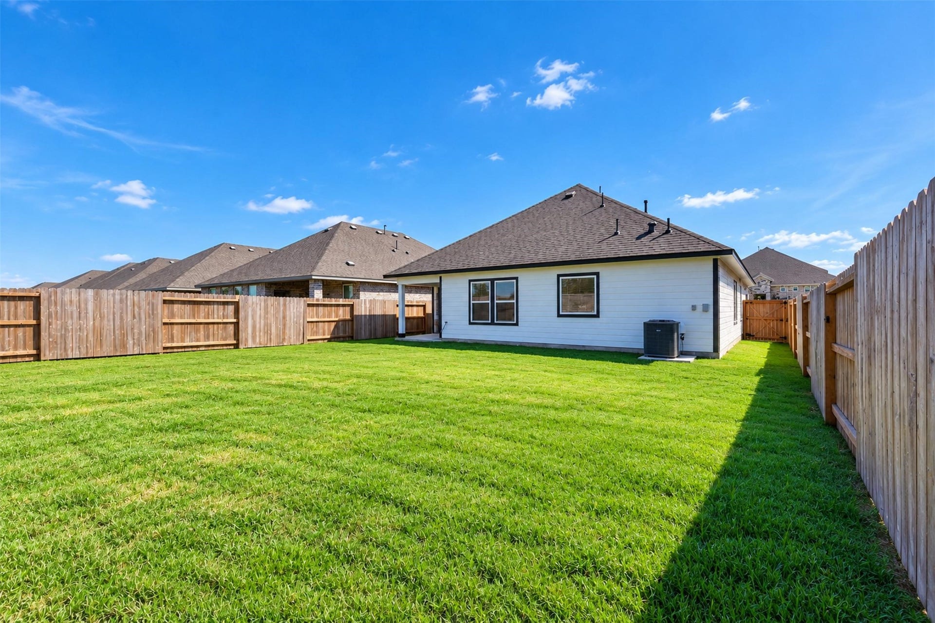 3126 Emerald Hills Drive, Angleton, TX 77515 3126 Emerald Hills Drive, Angleton, TX 77515