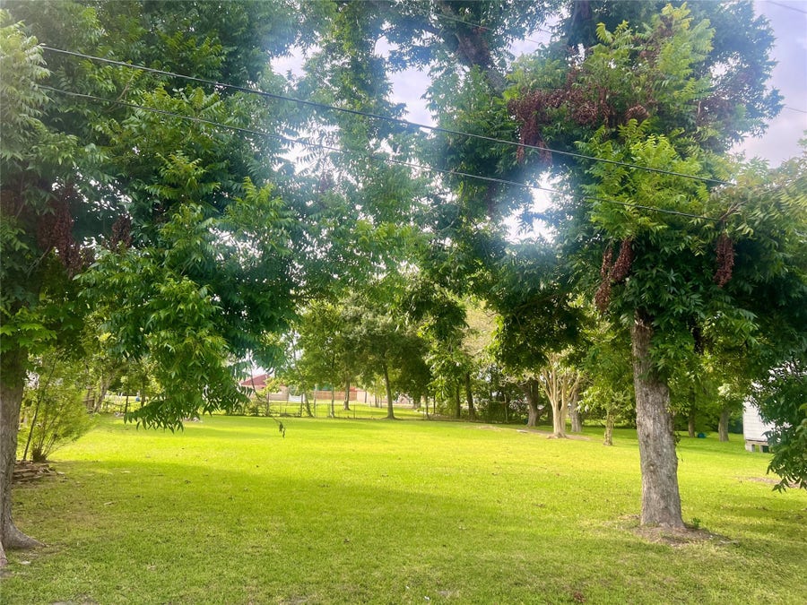Property photo for 909 Cedar Drive, La Marque, TX