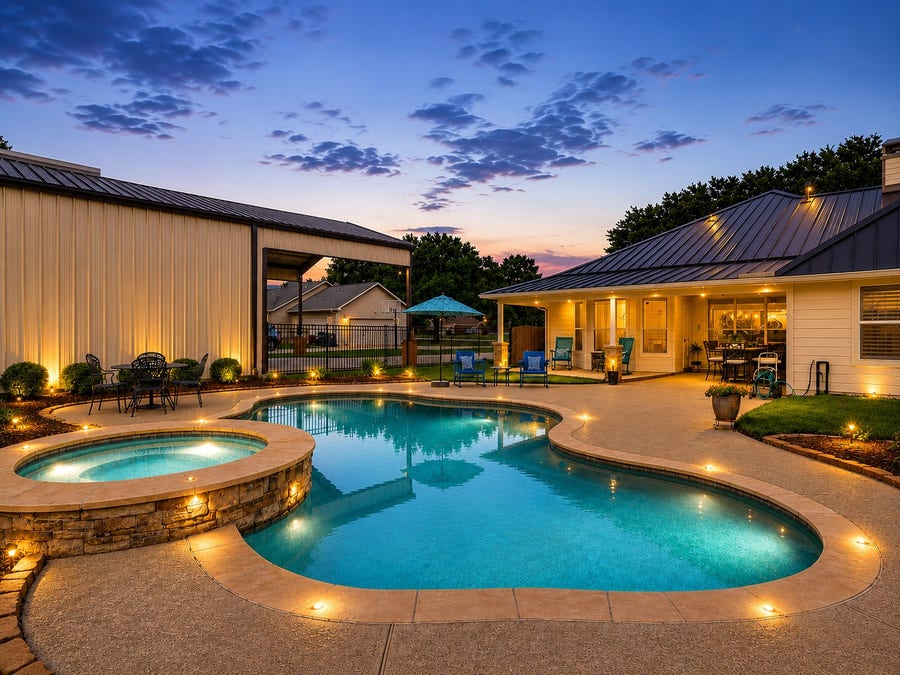 Property photo for 3326 River Bend Drive, Rosenberg, TX