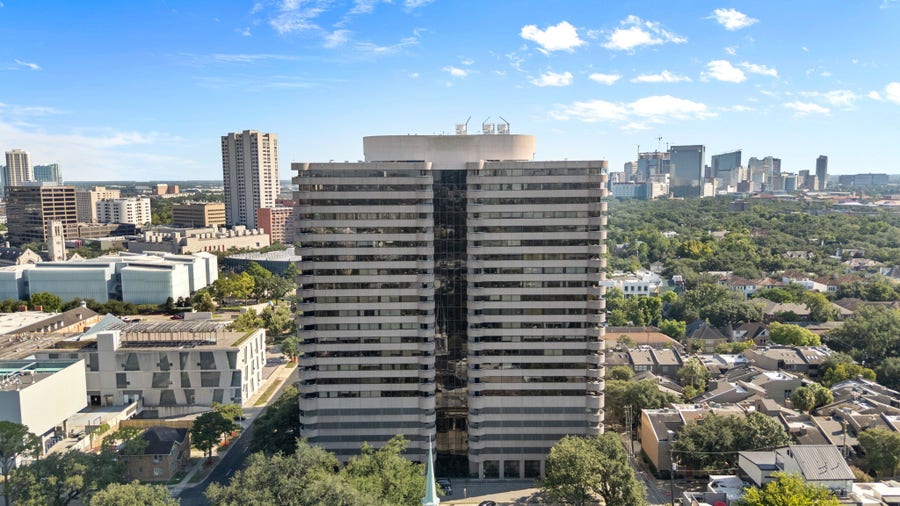 Property photo for 5000 Montrose Boulevard, #16B, Houston, TX