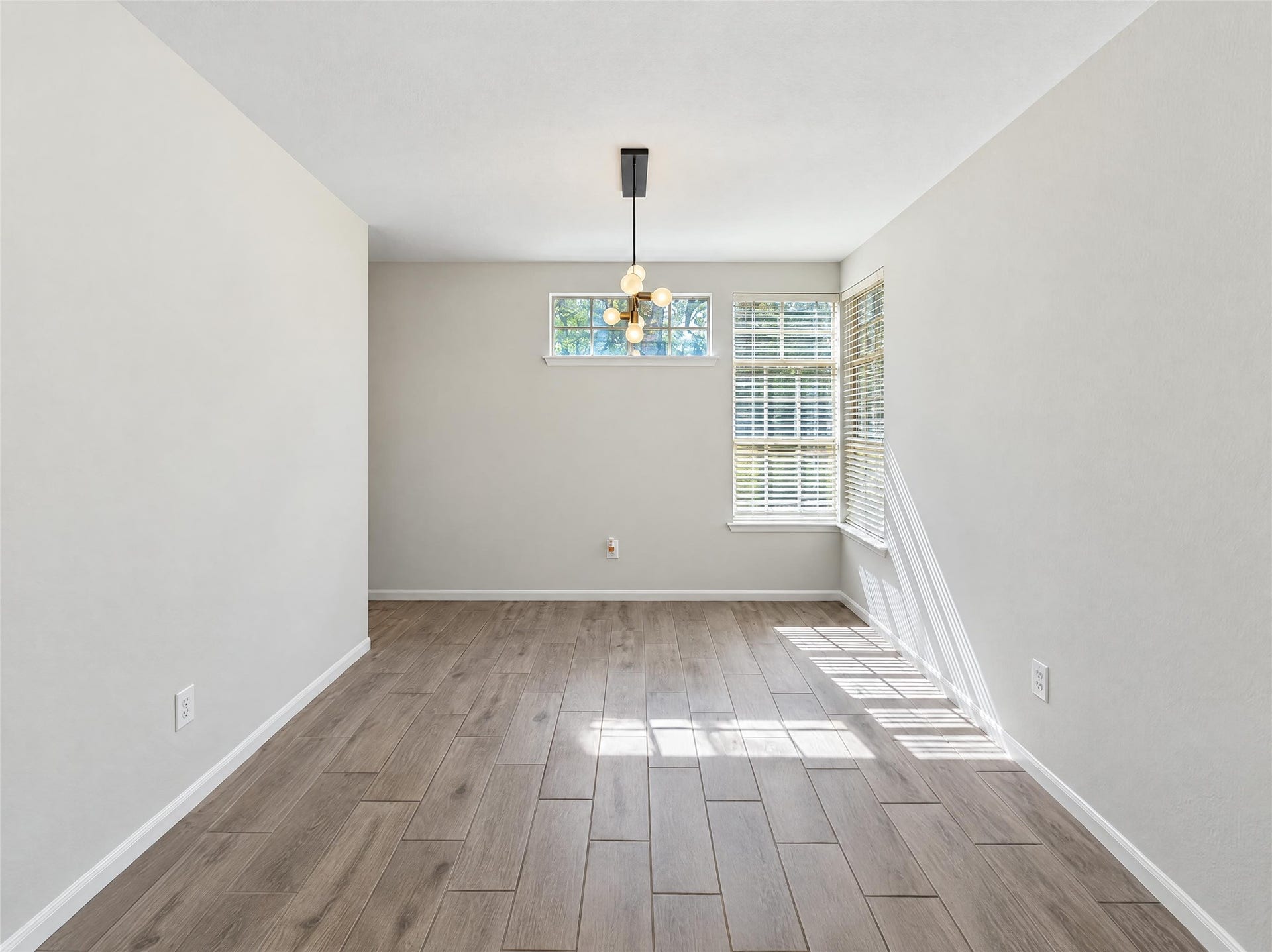 51 N Wilde Yaupon, Spring, TX 77381