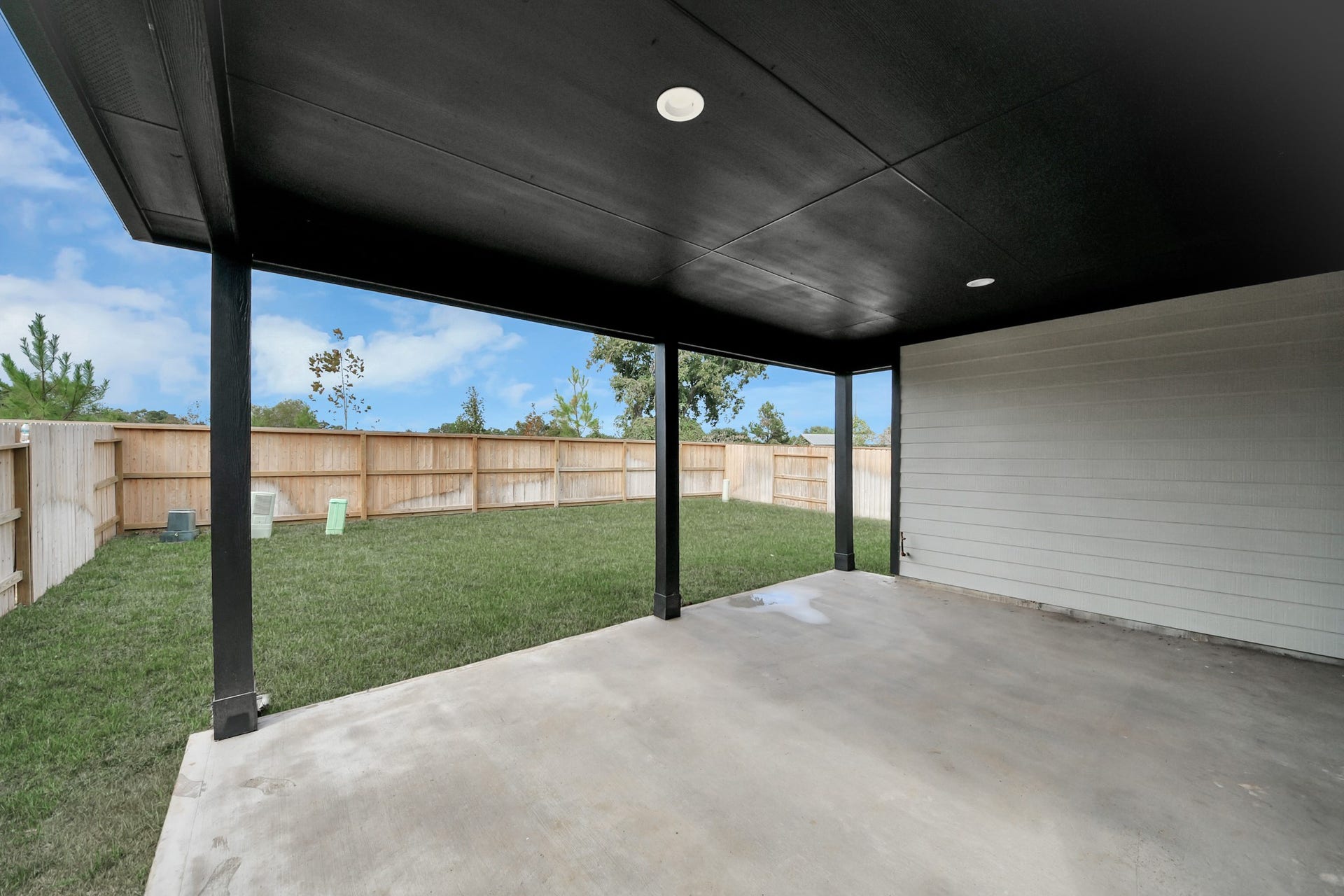 26355 Viva Drive, Magnolia, TX 77355