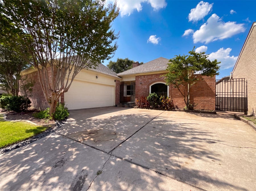 Property photo for 12910 Ashford Chase Drive, Houston, TX