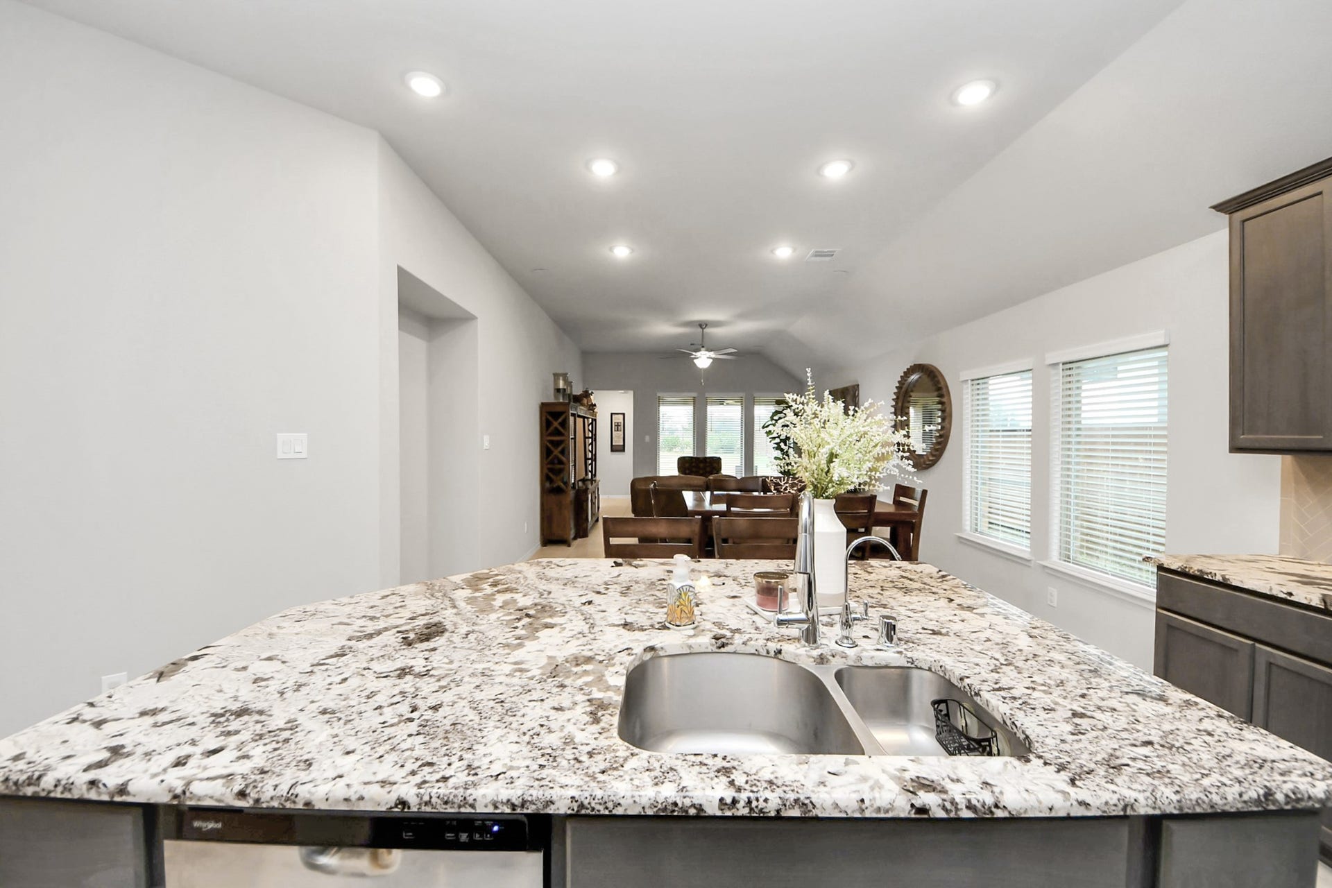 4218 Kinsey Street, Iowa Colony, TX 77583 4218 Kinsey Street, Iowa Colony, TX 77583