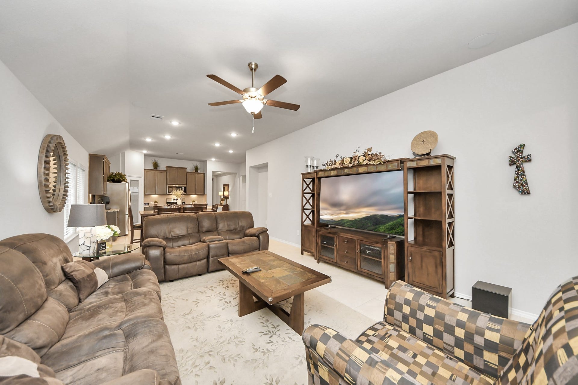4218 Kinsey Street, Iowa Colony, TX 77583 4218 Kinsey Street, Iowa Colony, TX 77583