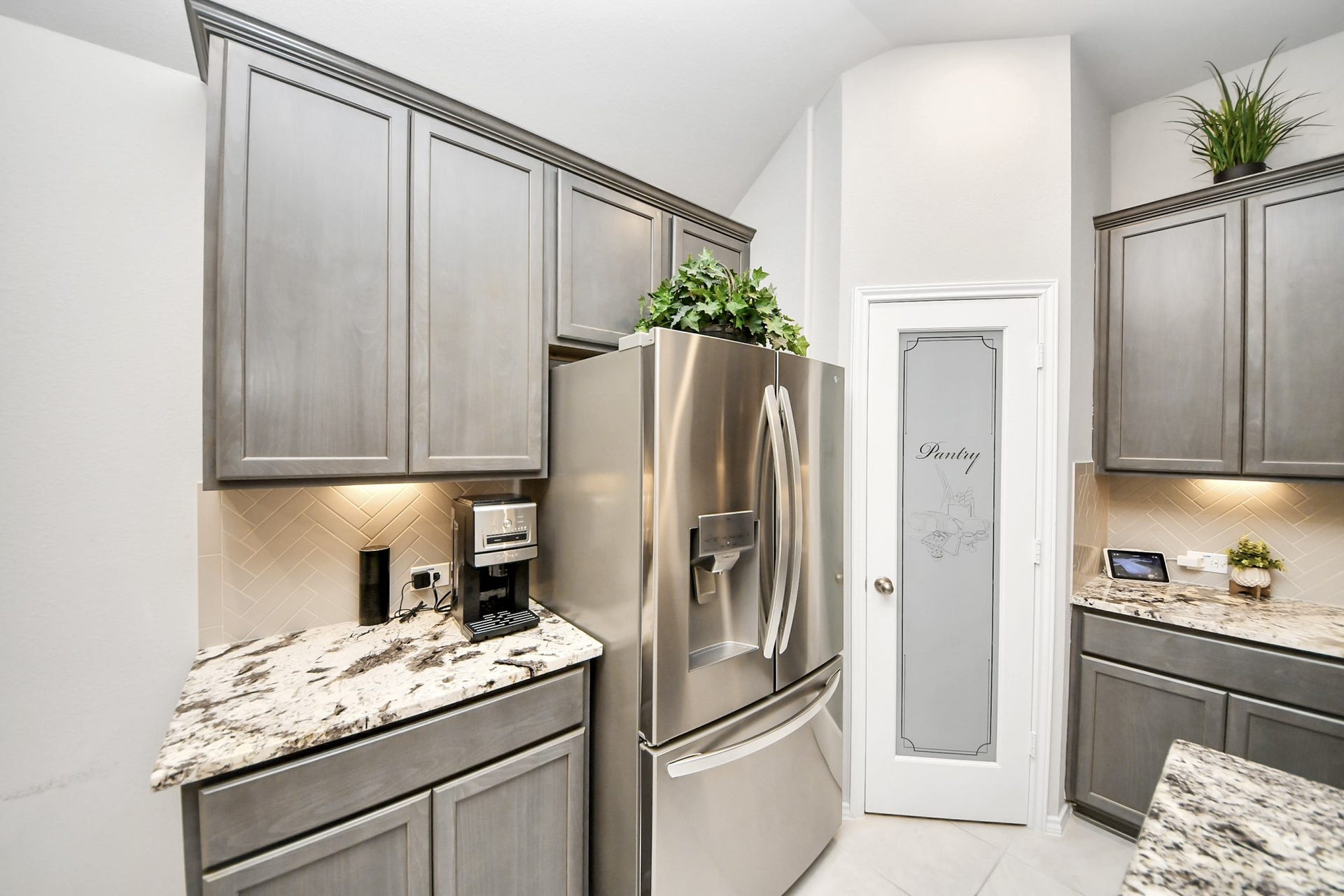 4218 Kinsey Street, Iowa Colony, TX 77583 4218 Kinsey Street, Iowa Colony, TX 77583