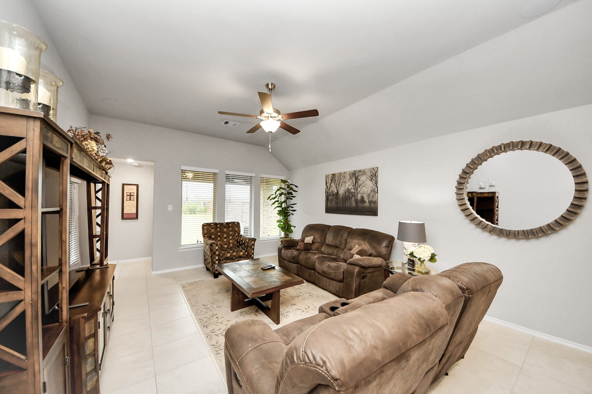 4218 Kinsey Street, Iowa Colony, TX 77583 4218 Kinsey Street, Iowa Colony, TX 77583