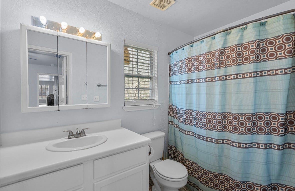 620 6th Street, Dickinson, TX 77539 620 6th Street, Dickinson, TX 77539