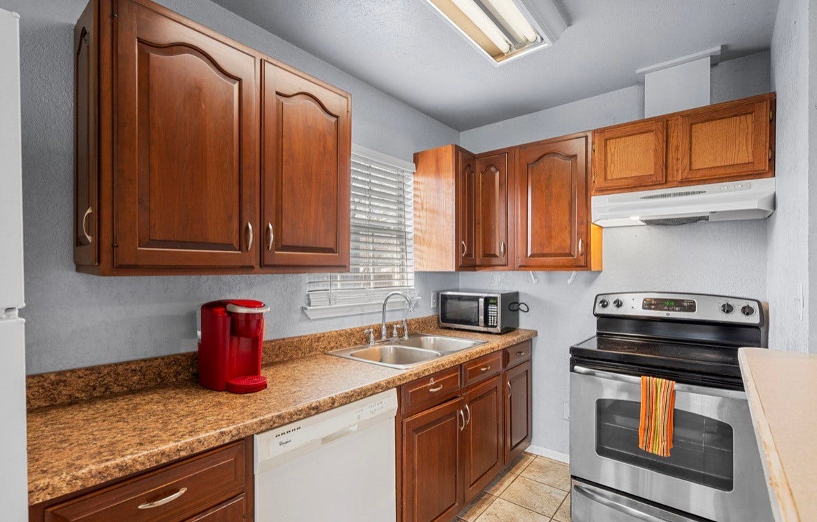 620 6th Street, Dickinson, TX 77539 620 6th Street, Dickinson, TX 77539