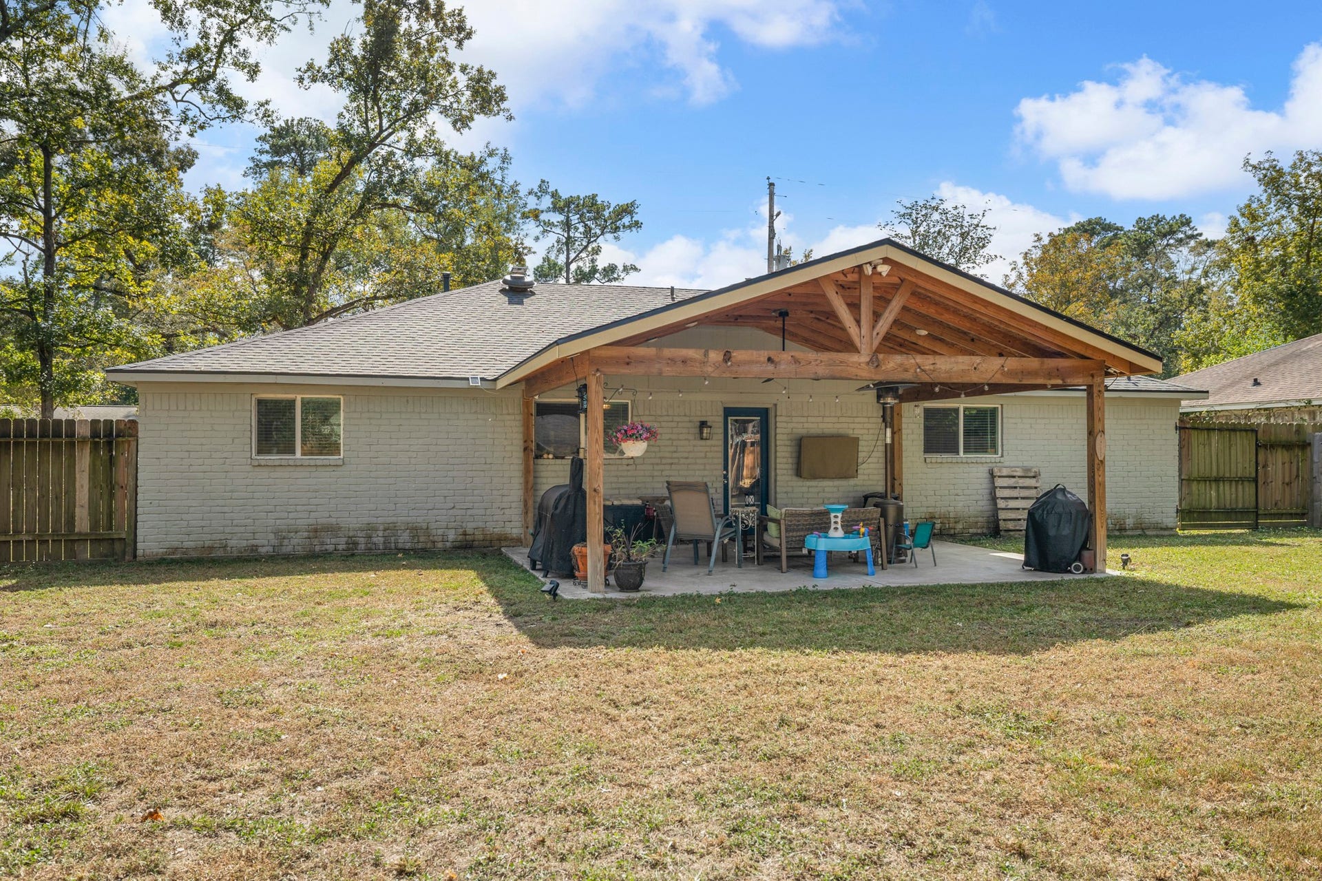 3410 Shadowcrest Lane, Spring, TX 77380 3410 Shadowcrest Lane, Spring, TX 77380