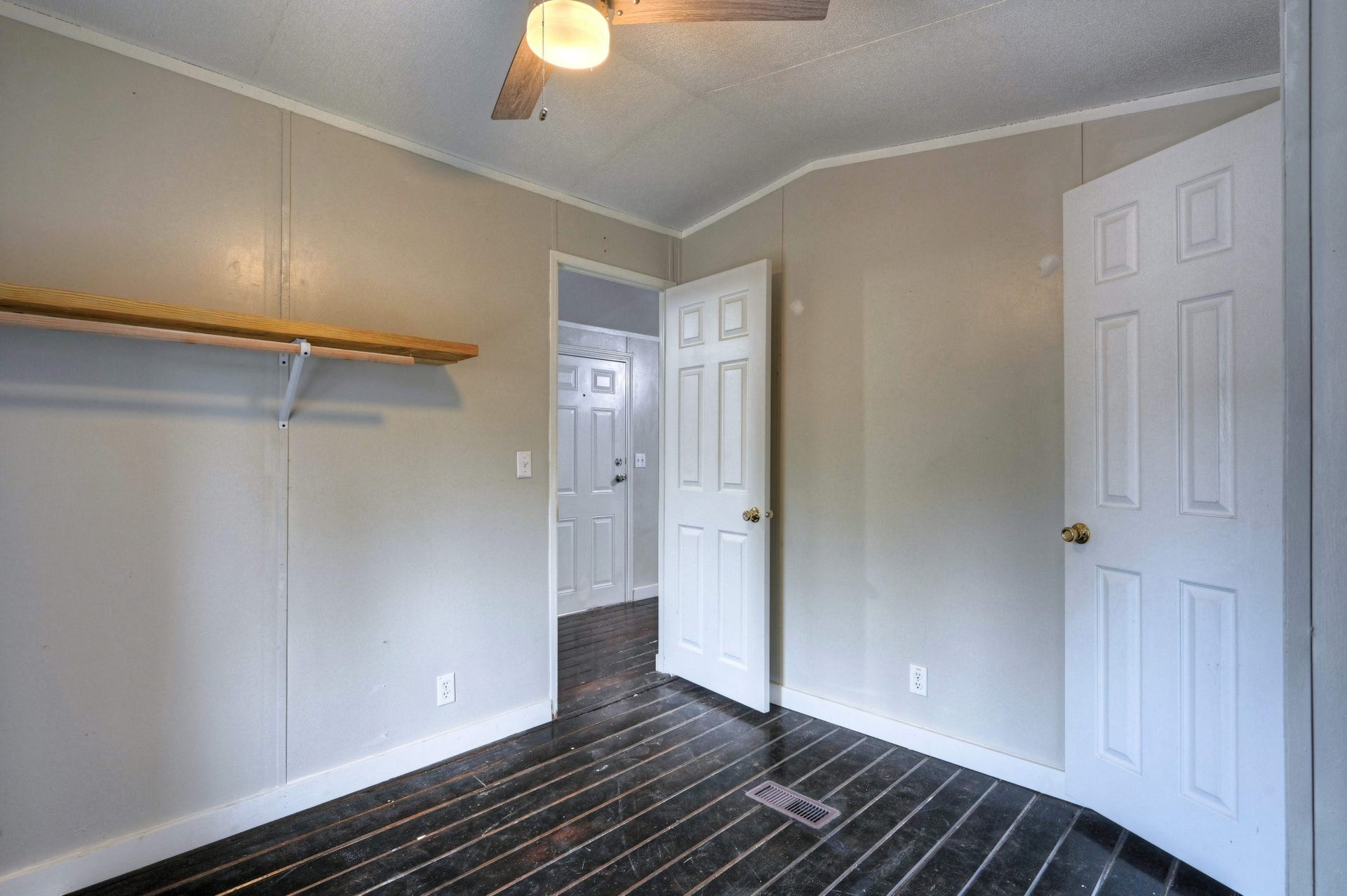 13204 Enchanted Vista, Willis, TX 77318 13204 Enchanted Vista, Willis, TX 77318