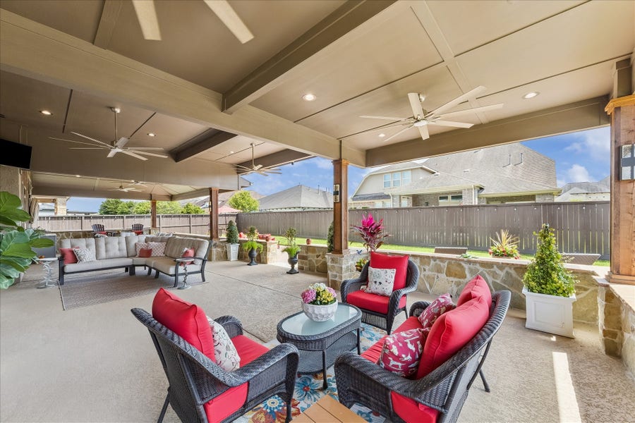 Property photo for 1819 Eagle Creek Drive, Friendswood, TX