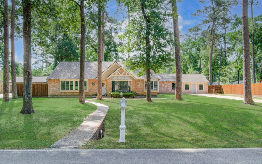 Property photo for 2507 Encreek Road, Houston, TX