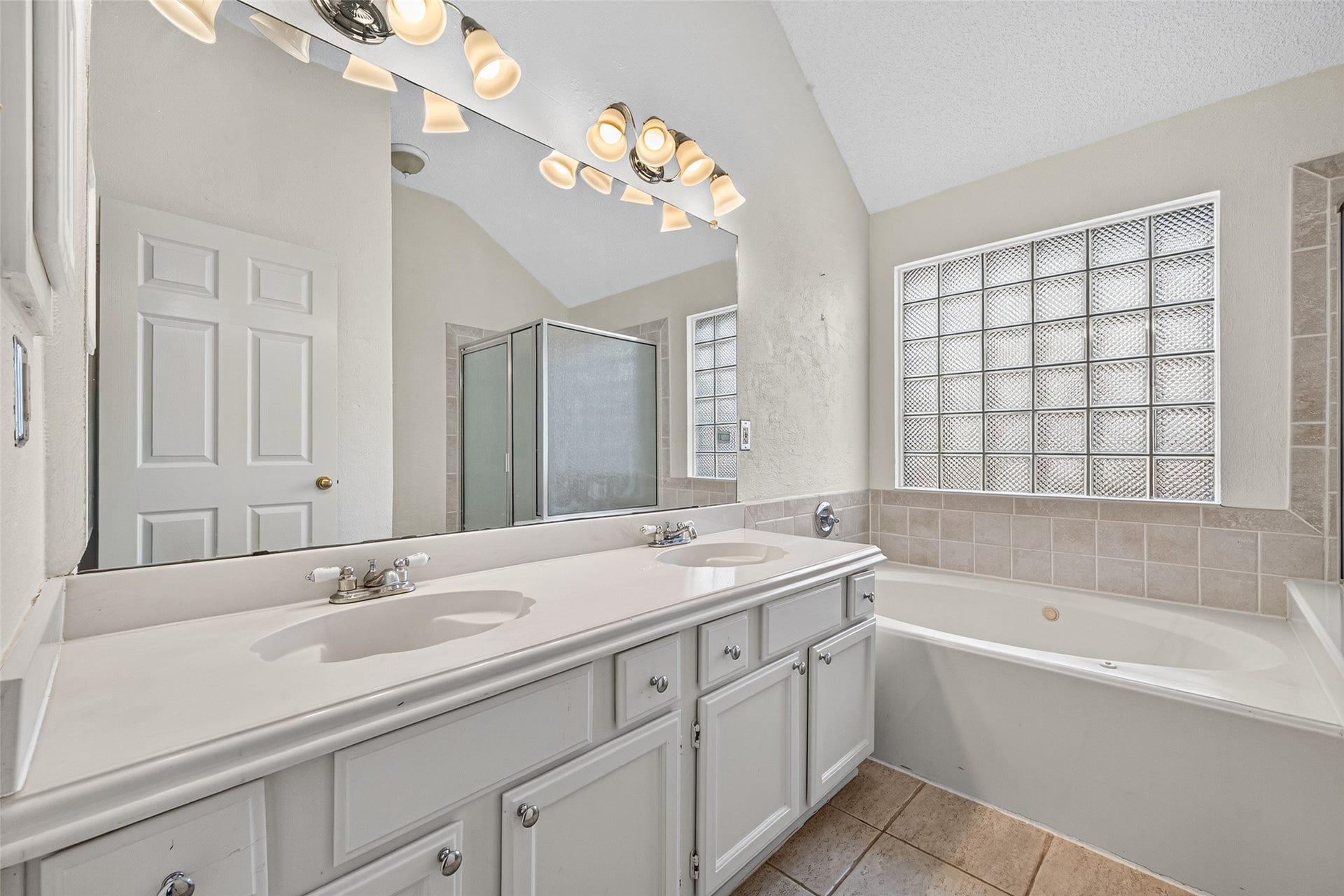 1207 Green Knoll Drive, Sugar Land, TX 77479 1207 Green Knoll Drive, Sugar Land, TX 77479
