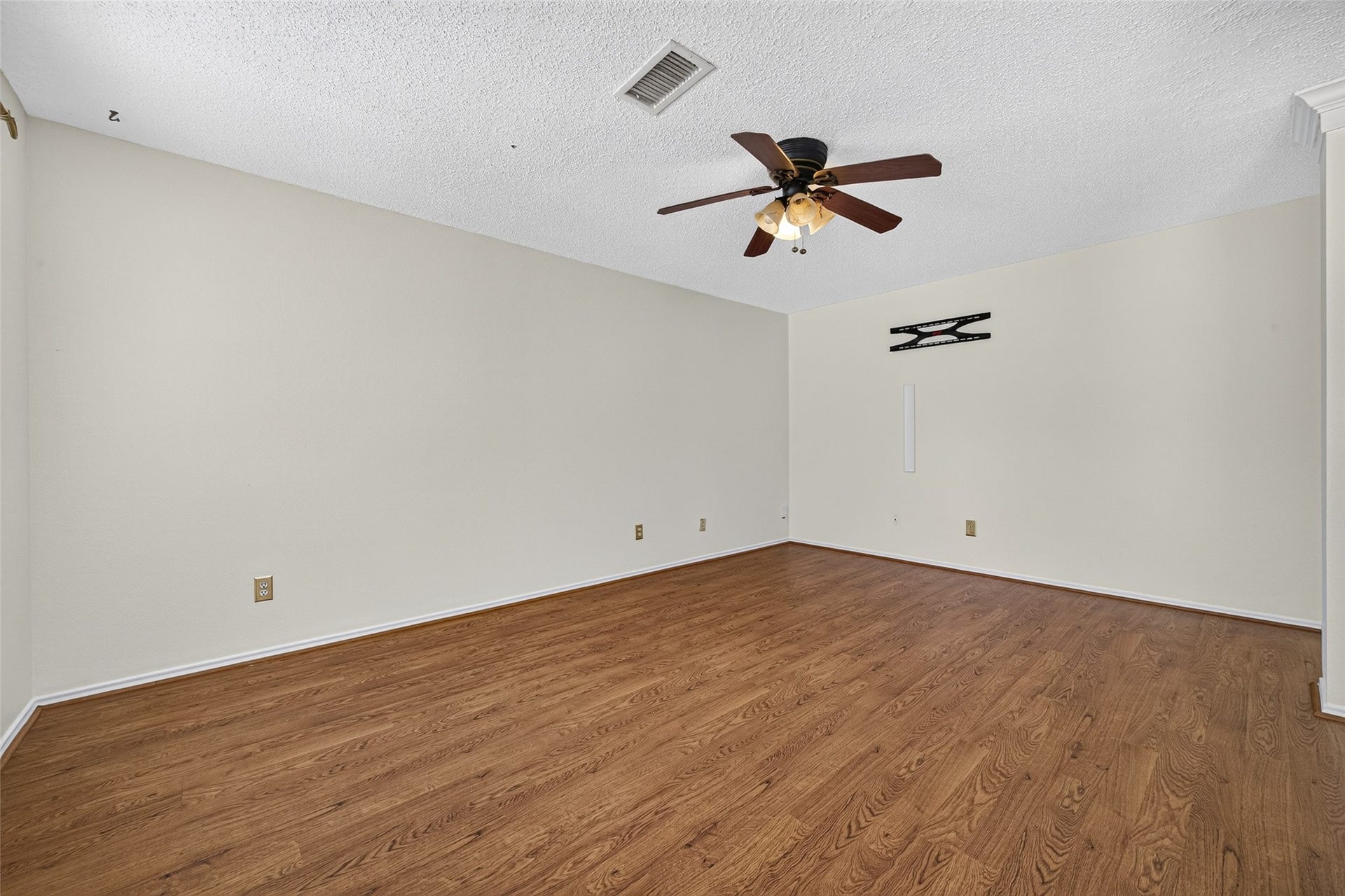 1207 Green Knoll Drive, Sugar Land, TX 77479 1207 Green Knoll Drive, Sugar Land, TX 77479