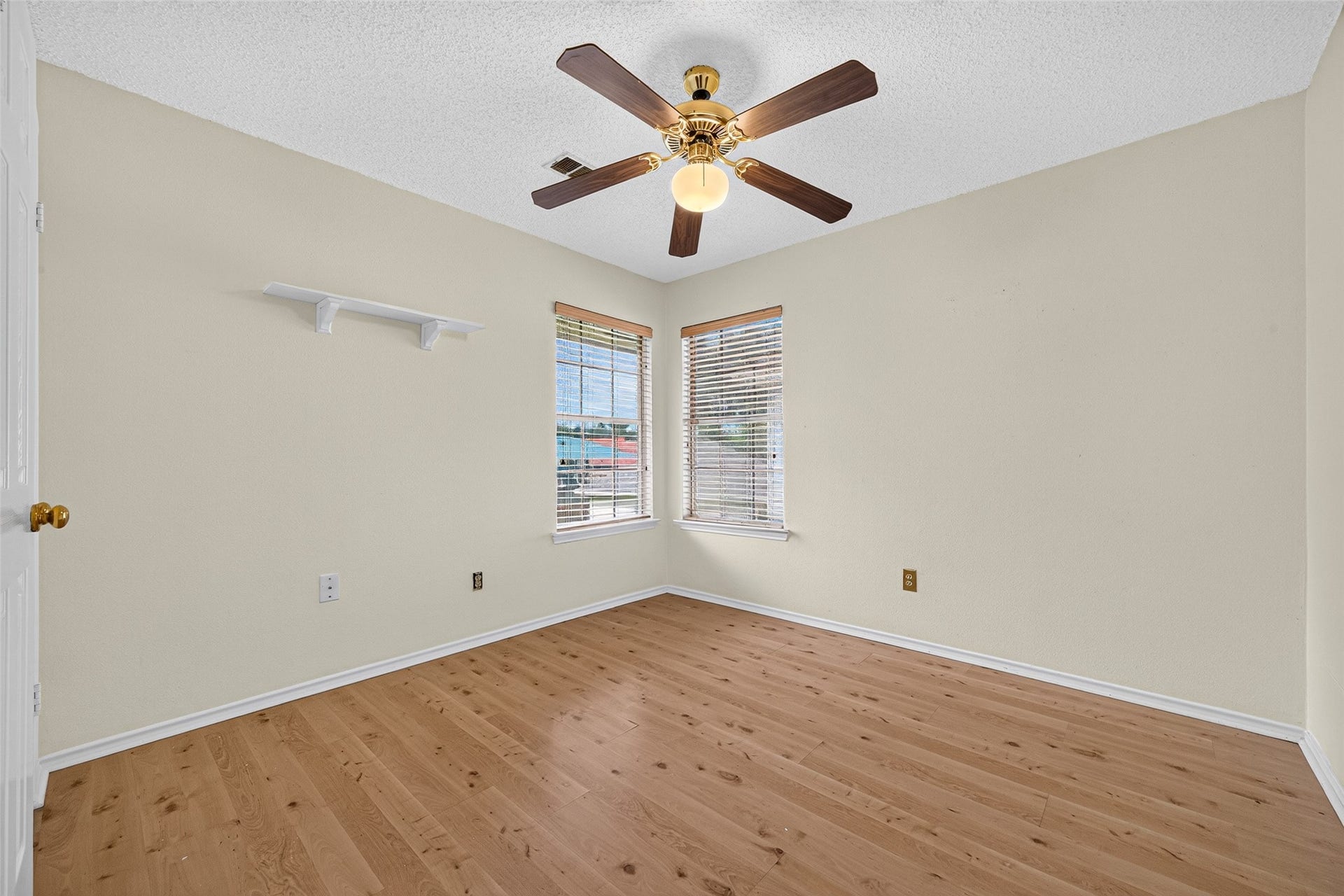 1207 Green Knoll Drive, Sugar Land, TX 77479 1207 Green Knoll Drive, Sugar Land, TX 77479