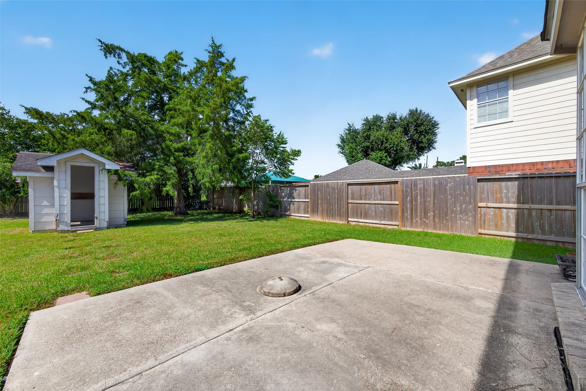 1207 Green Knoll Drive, Sugar Land, TX 77479 1207 Green Knoll Drive, Sugar Land, TX 77479