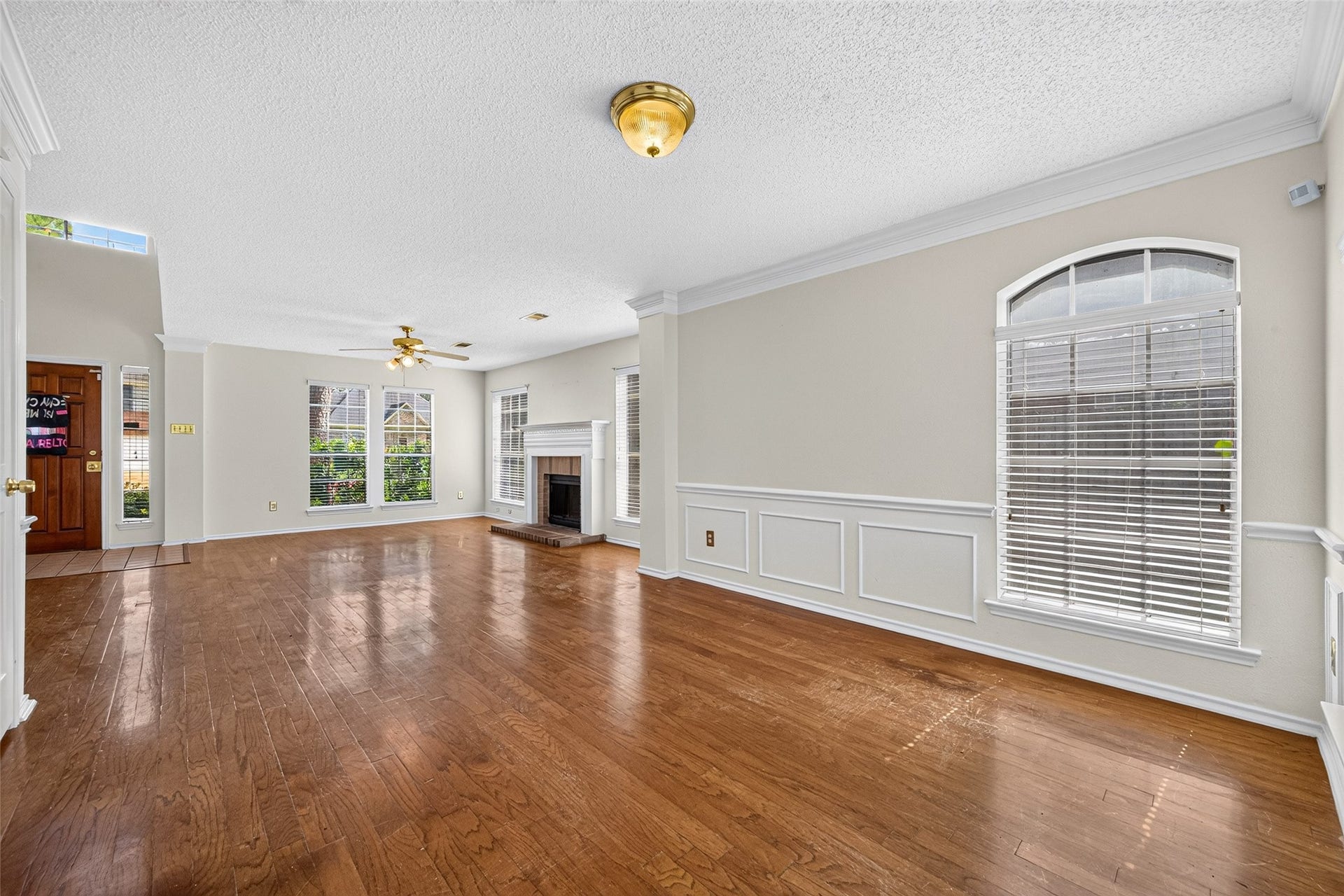 1207 Green Knoll Drive, Sugar Land, TX 77479 1207 Green Knoll Drive, Sugar Land, TX 77479