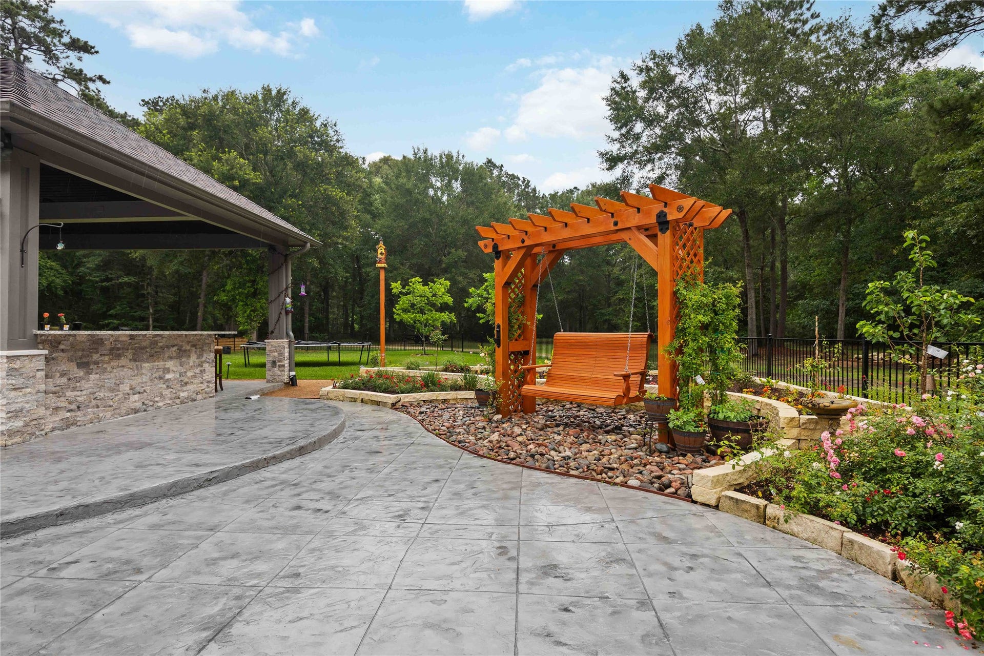 24015 Pack Saddle Trail, New Caney, TX 77357