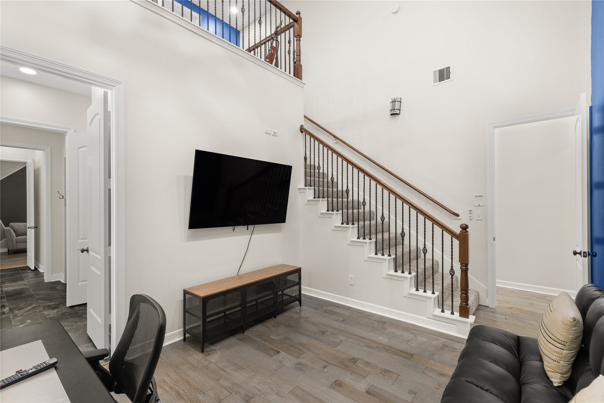 Loft in bedroom#3