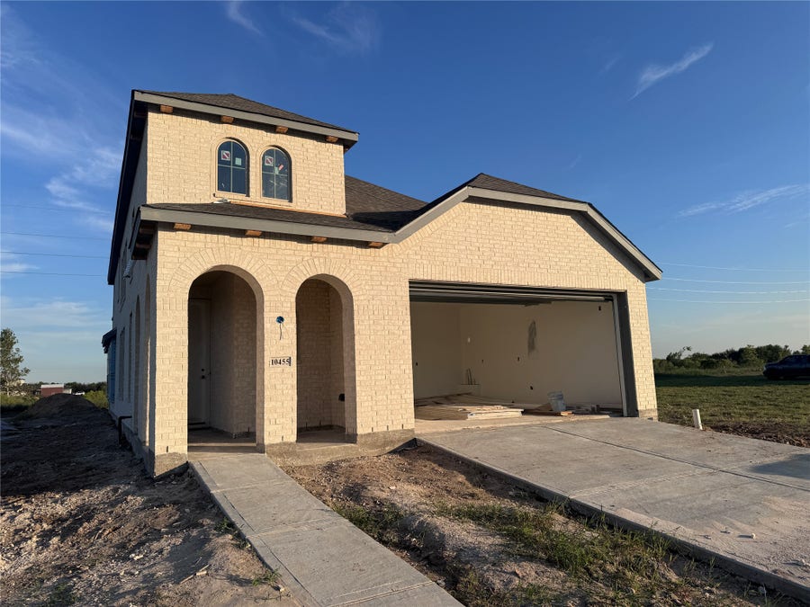 Property photo for 10455 Louvre Lane, Manvel, TX