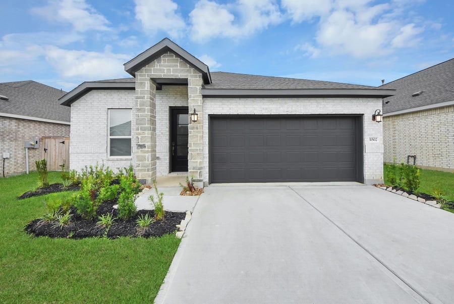 Property photo for 31502 San Floro Drive, Huffman, TX