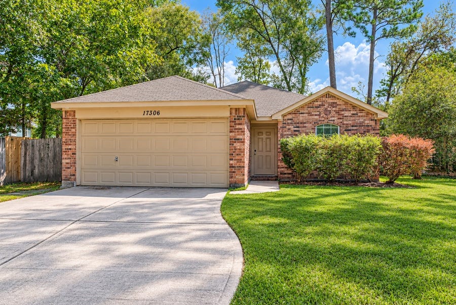 Property photo for 17306 Departure Street, Crosby, TX