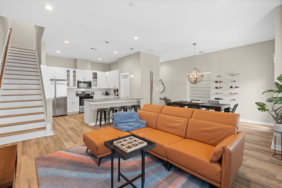 Property photo for 413 Stonework Oaks Lane, Houston, TX