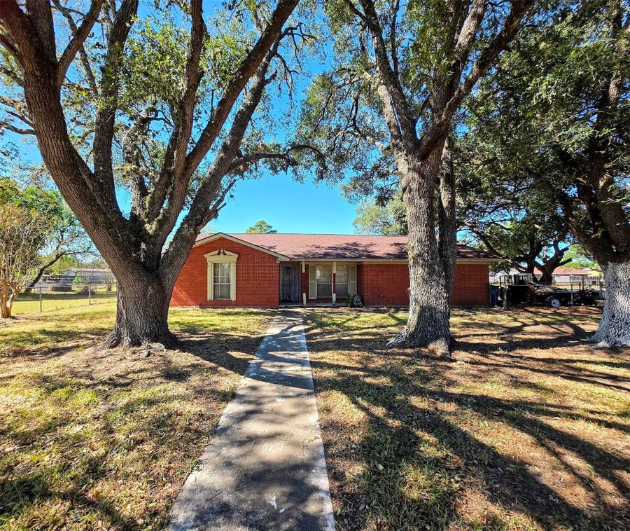 Property photo for 1305 2nd Street, Hempstead, TX