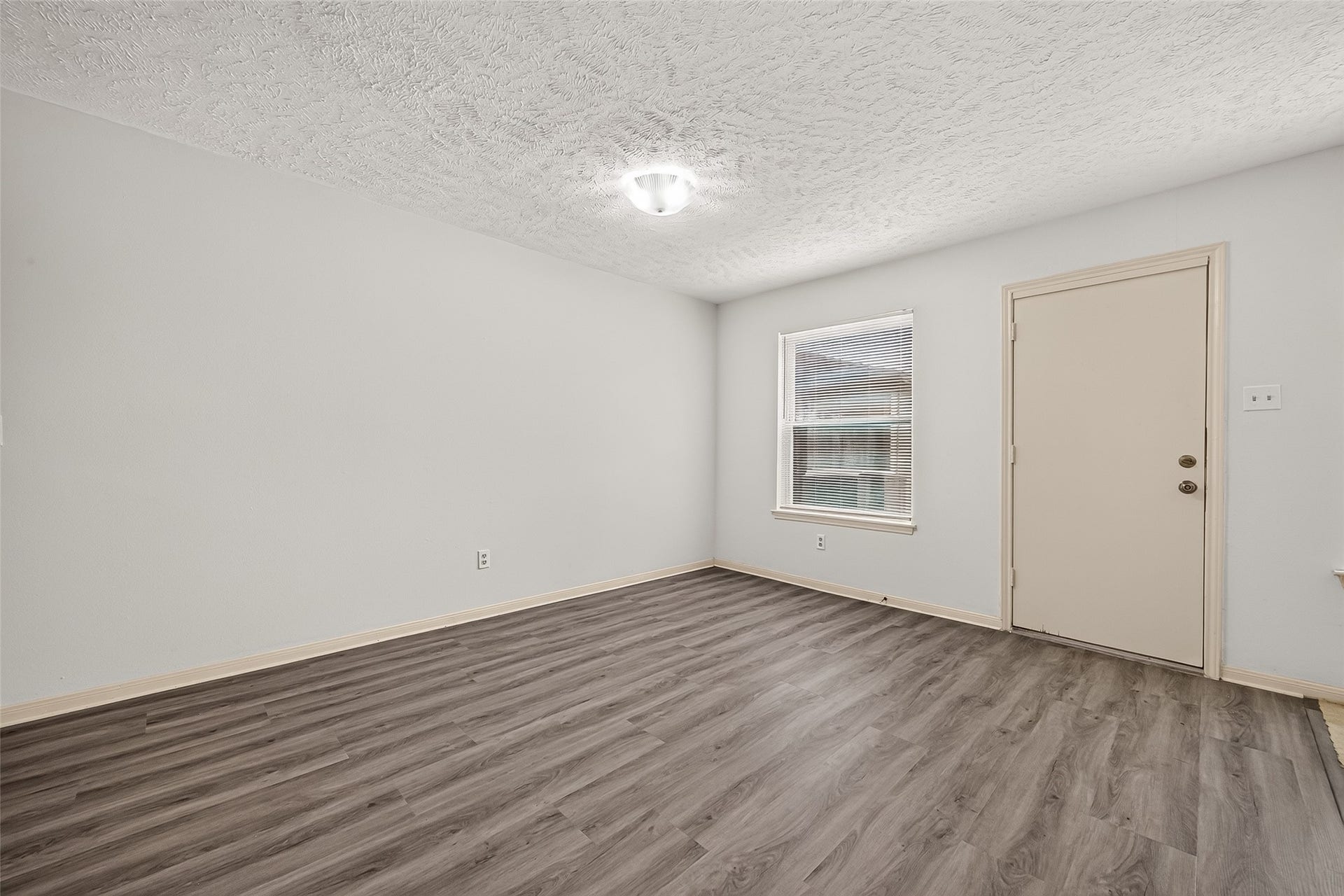 48 T Huxley Lane, Missouri City, TX 77459 48 T Huxley Lane, Missouri City, TX 77459