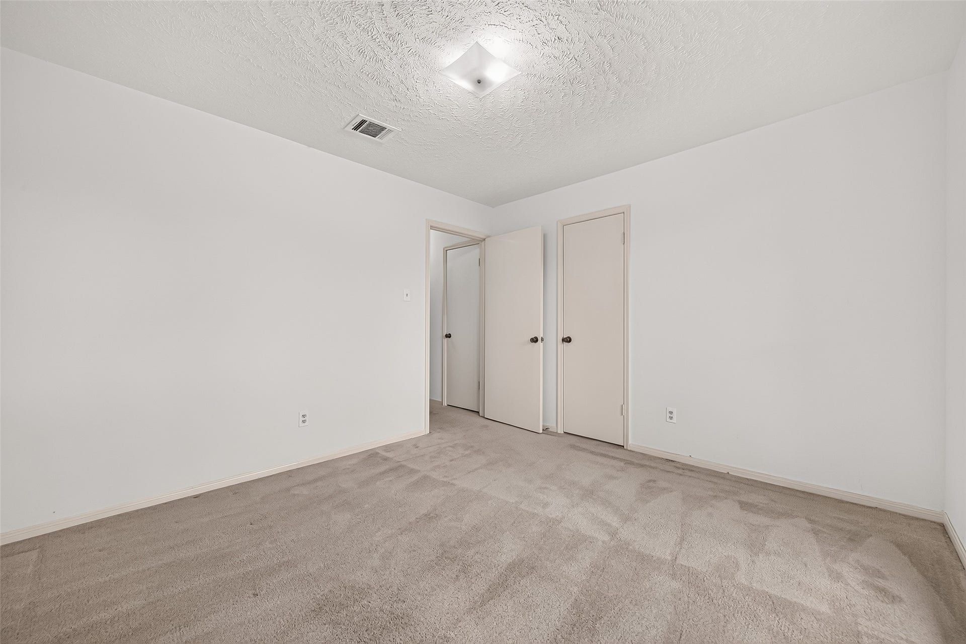 48 T Huxley Lane, Missouri City, TX 77459 48 T Huxley Lane, Missouri City, TX 77459