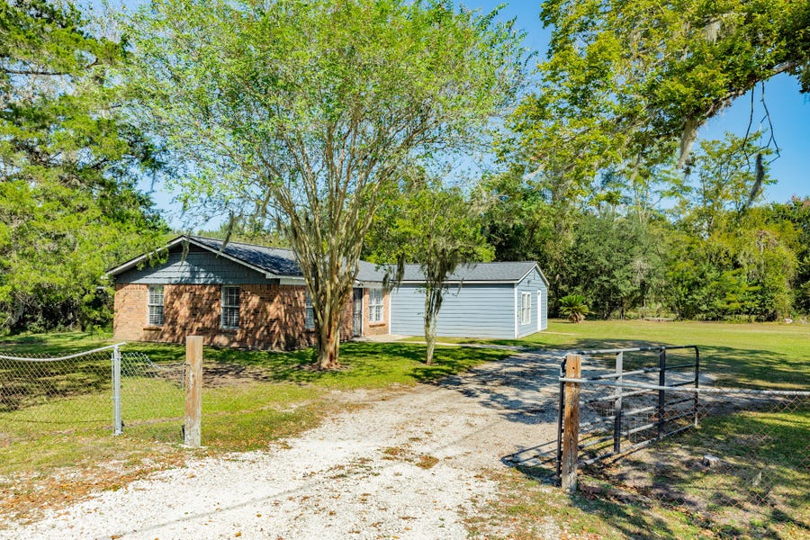 Property photo for 1602 County Road 939, Sweeny, TX