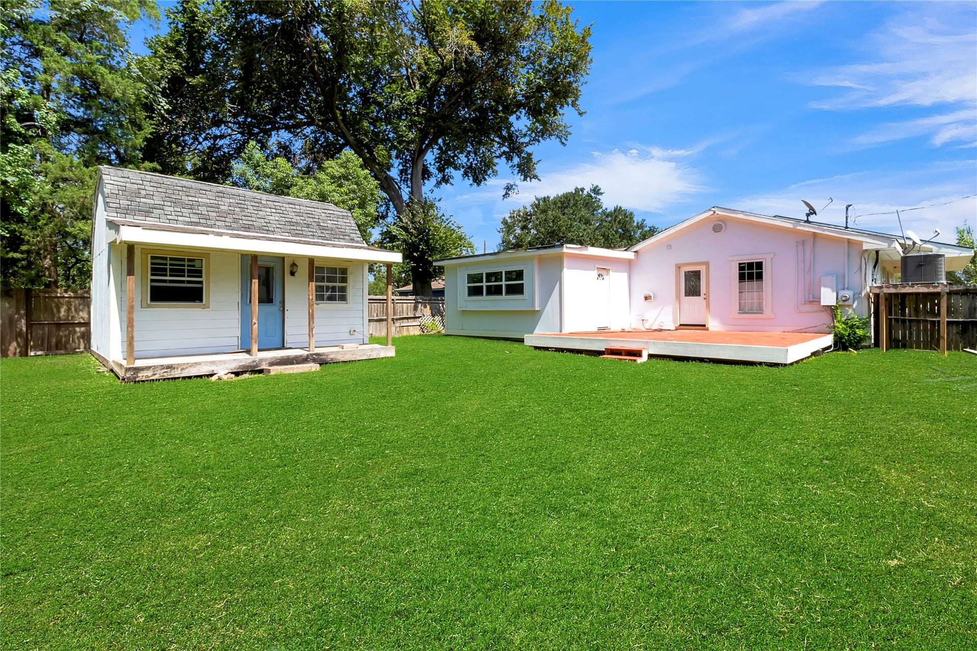 7220 Moore, Hitchcock, TX 77563 7220 Moore, Hitchcock, TX 77563