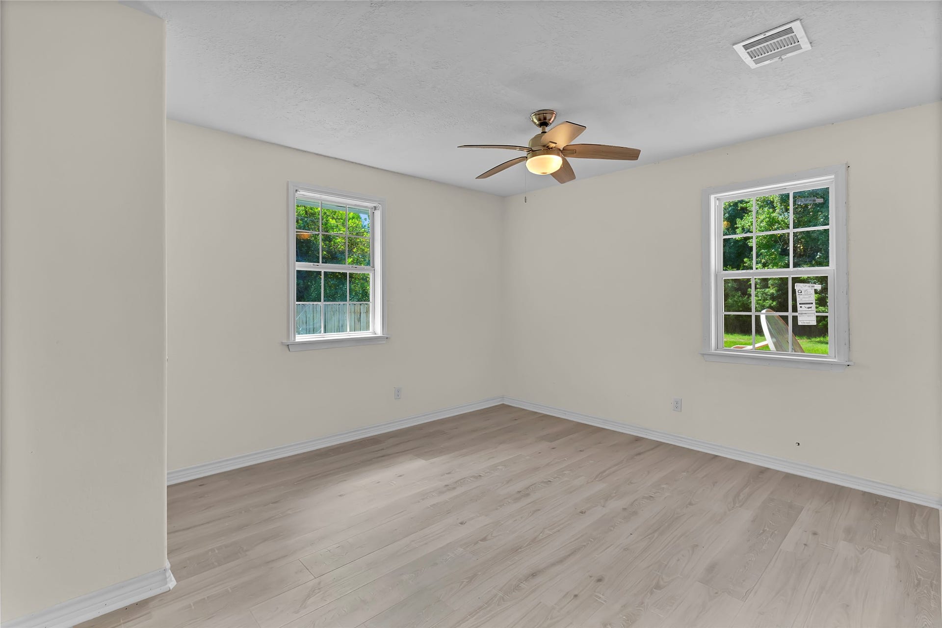7220 Moore, Hitchcock, TX 77563 7220 Moore, Hitchcock, TX 77563