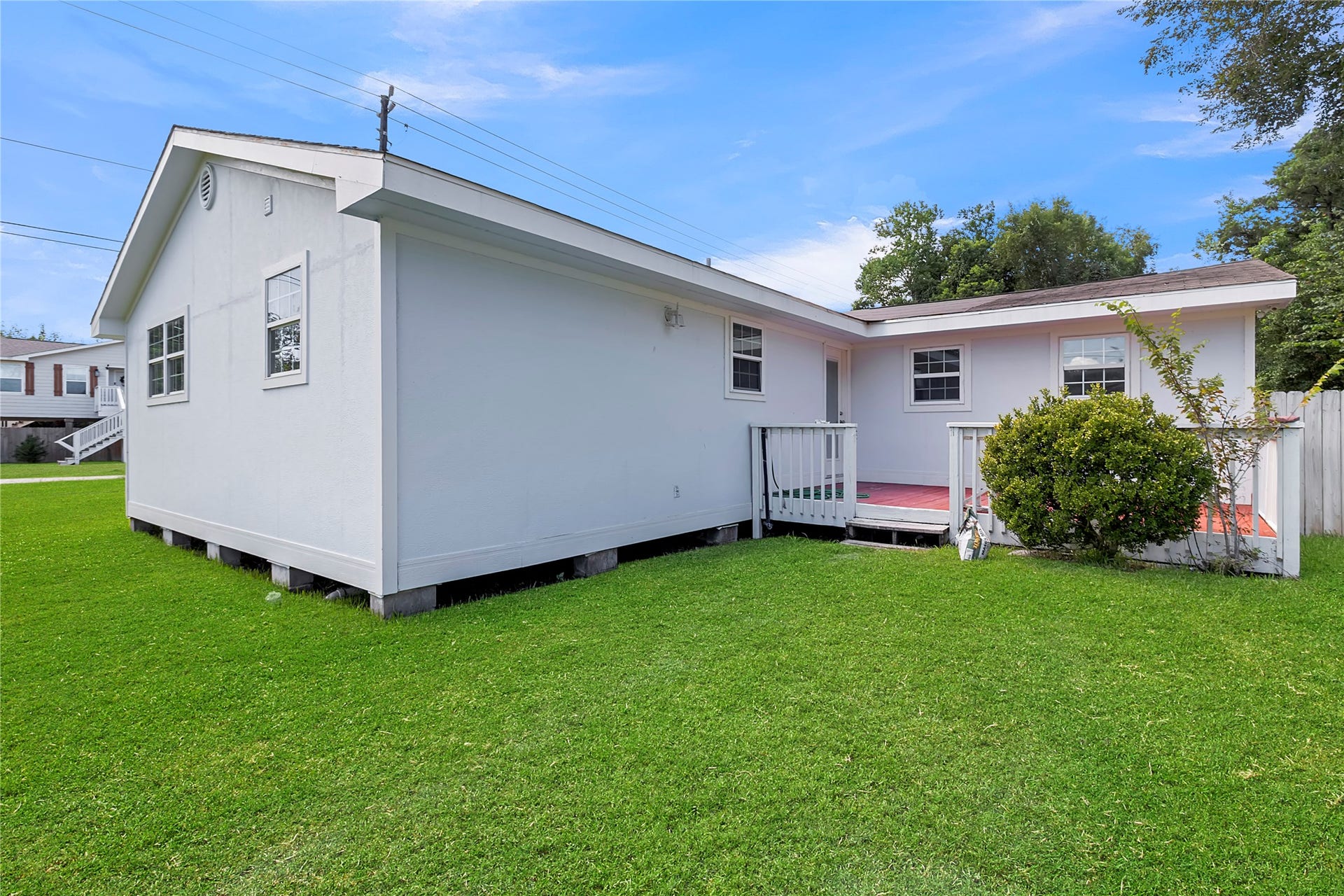 7220 Moore, Hitchcock, TX 77563 7220 Moore, Hitchcock, TX 77563