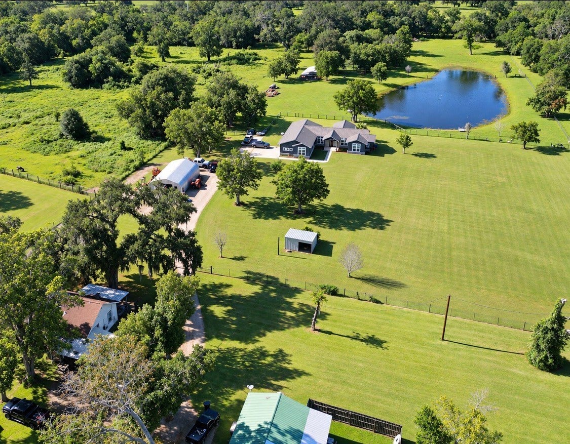 5762 County Road 244, Brazoria, TX 77422 5762 County Road 244, Brazoria, TX 77422