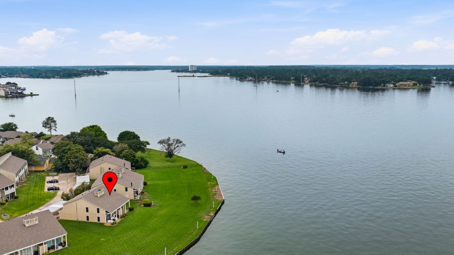 Property photo for 144 April Point Drive S, Conroe, TX