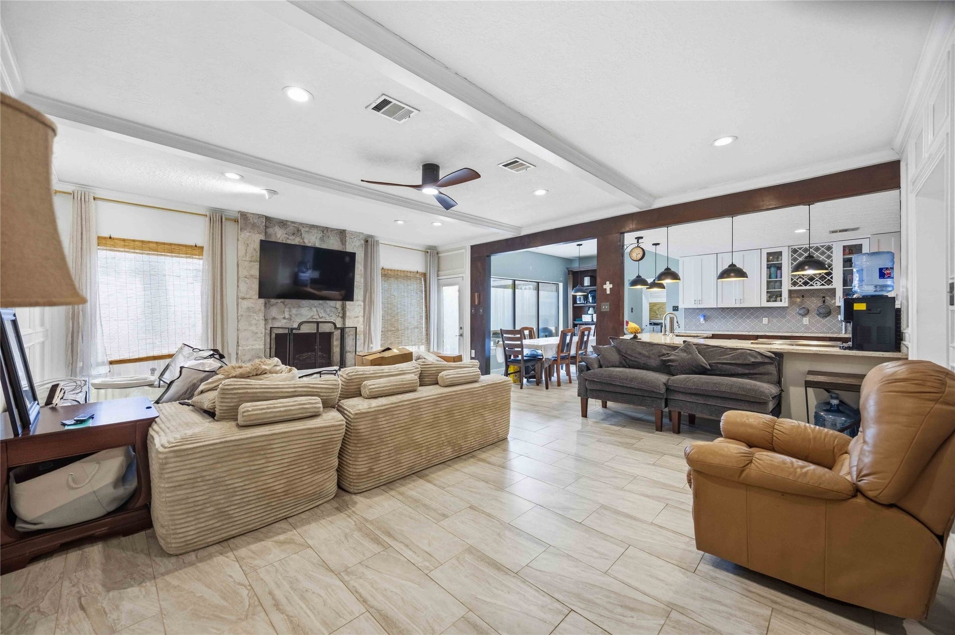 5422 Windy Lake Drive, Houston, TX 77345