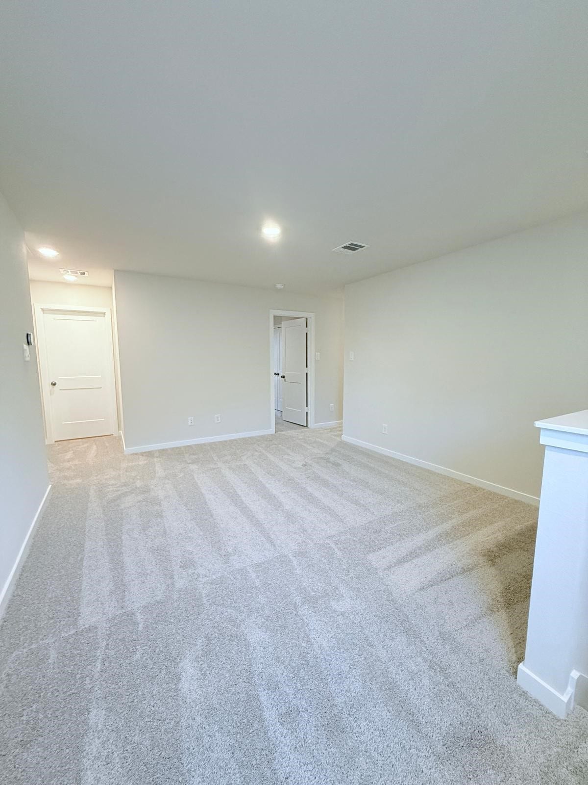 8011 Heroes Hall Drive, Magnolia, TX 77354