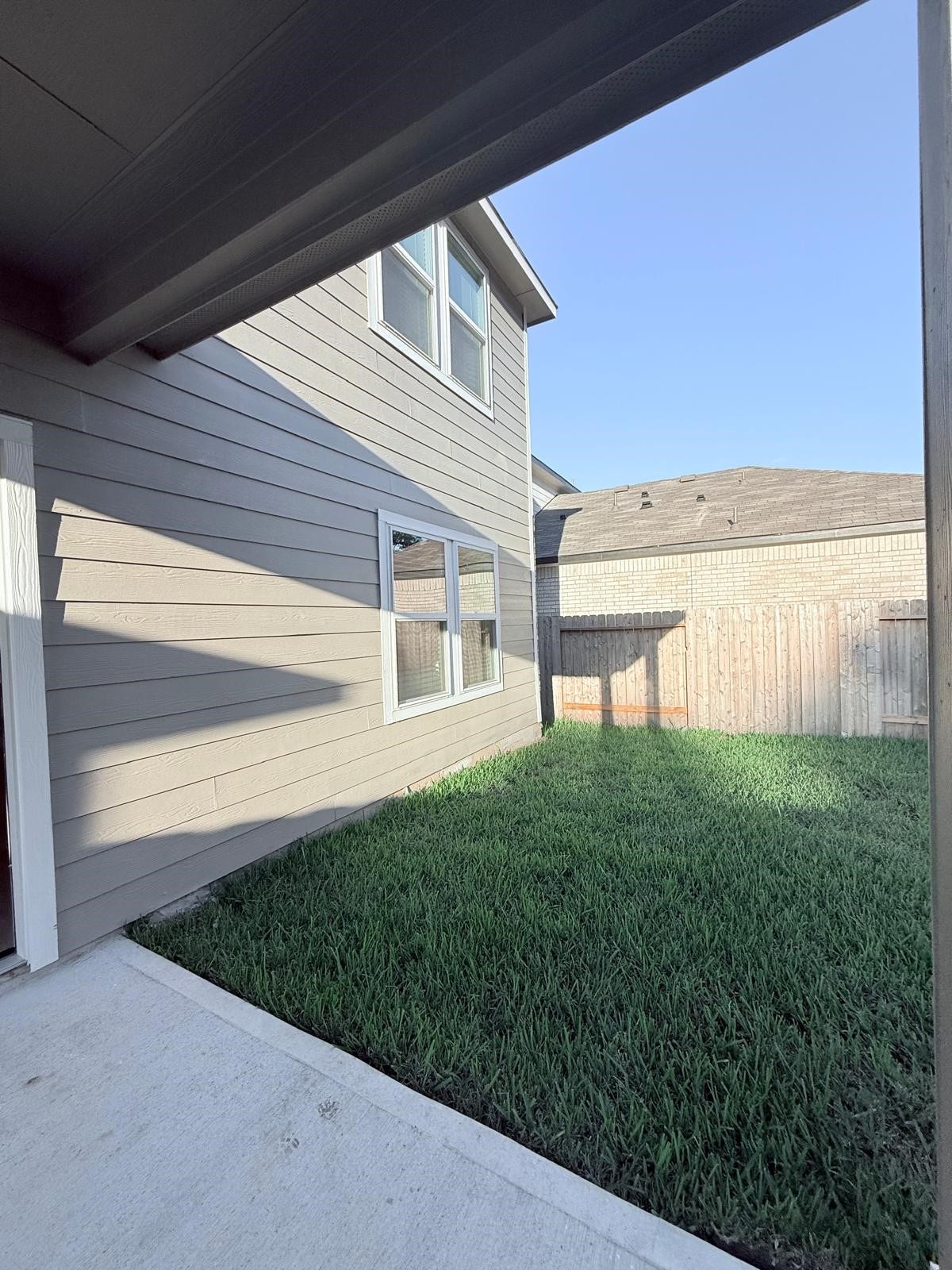 8011 Heroes Hall Drive, Magnolia, TX 77354