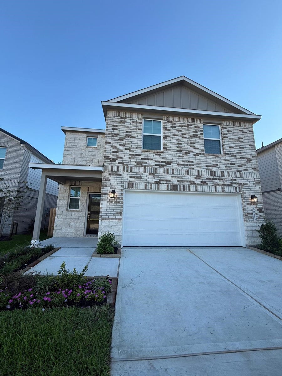 Property photo for 8011 Heroes Hall Drive, Magnolia, TX
