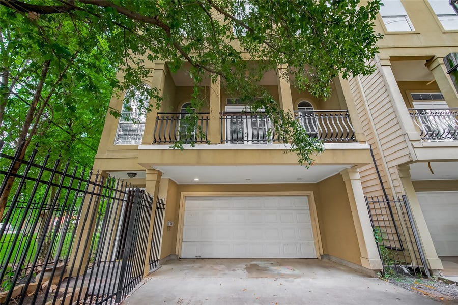 Property photo for 1015 Stanford Street, Houston, TX