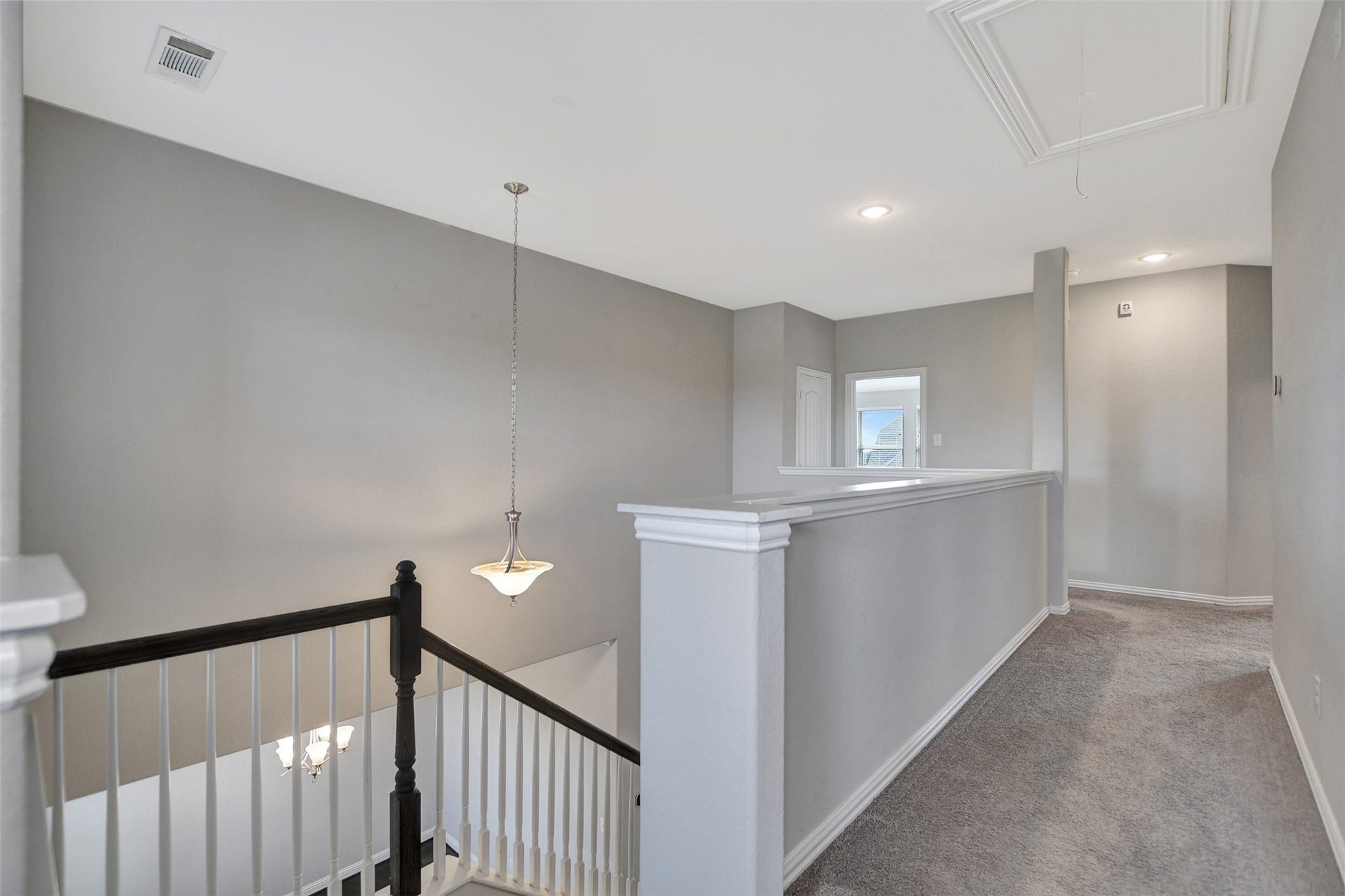 23623 San Ricci Court, Richmond, TX 77406 Hallway leads to all bedrooms.
