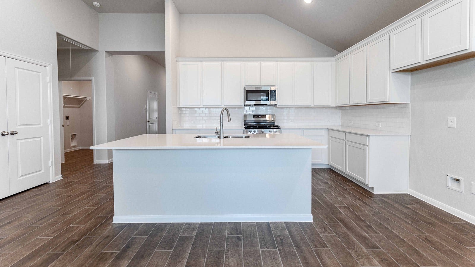 2730 Ruby Laurel Drive, Iowa Colony, TX 77583 2730 Ruby Laurel Drive, Iowa Colony, TX 77583