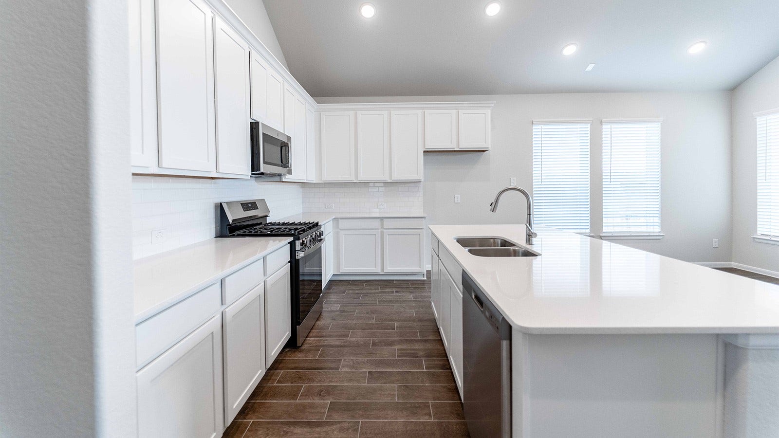2730 Ruby Laurel Drive, Iowa Colony, TX 77583 2730 Ruby Laurel Drive, Iowa Colony, TX 77583