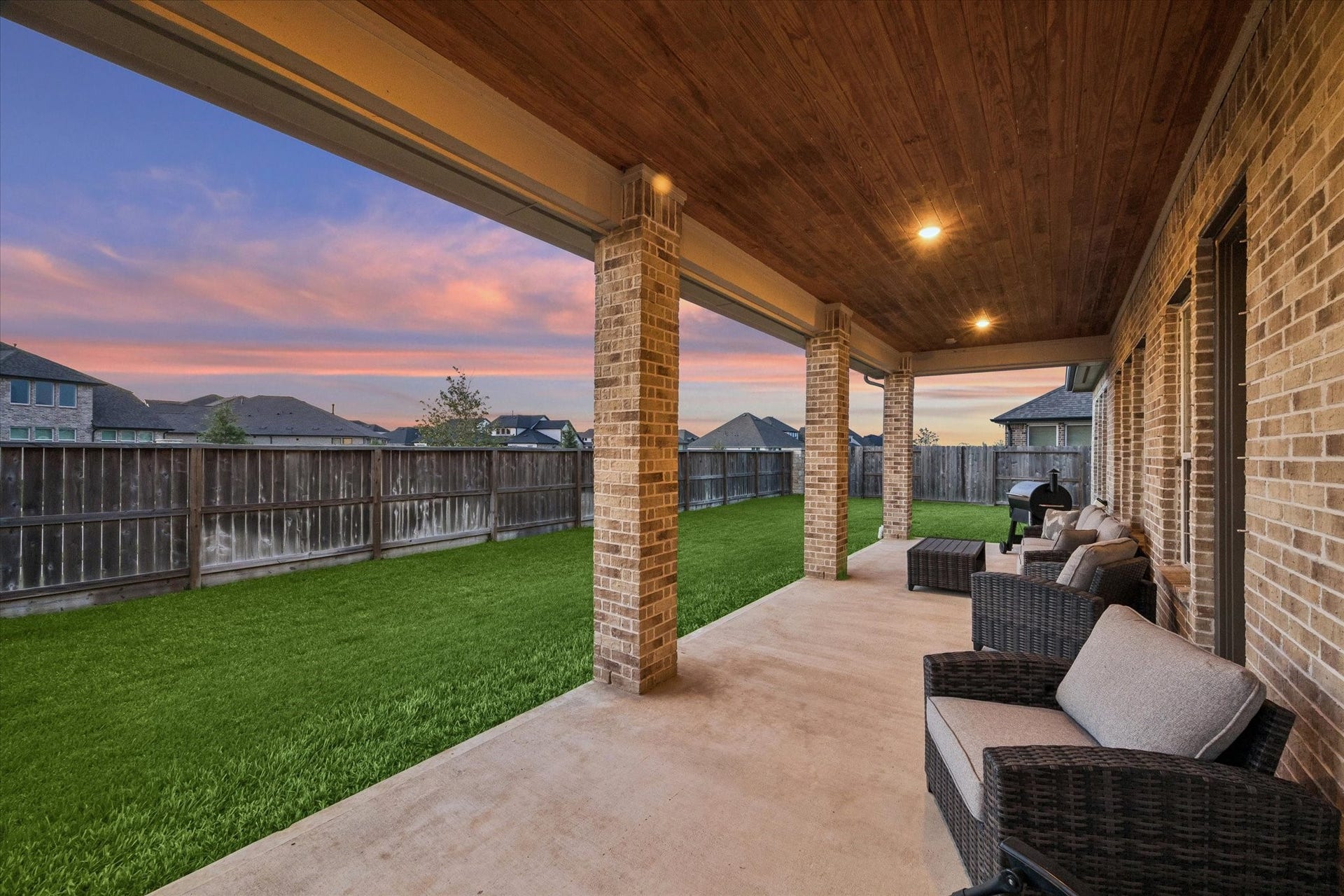 3218 Palm Heights Street, League City, TX 77573 3218 Palm Heights Street, League City, TX 77573