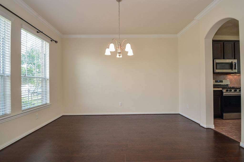 Formal Dining